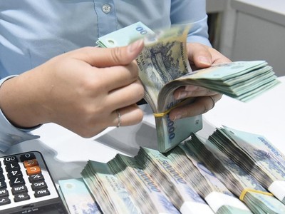 Khó khăn của thị trường bất động sản và trái phiếu được tháo gỡ, tín dụng năm 2024 dự báo khởi sắc