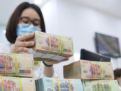 Lãi vay hiện hữu vẫn còn cao, lợi nhuận ngân hàng sẽ tăng 10% năm 2024