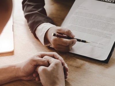 Ước tính đến hết tháng 11/2023, tổng doanh thu toàn thị trường bảo hiểm nhân thọ giảm 12,5% so với cùng kỳ