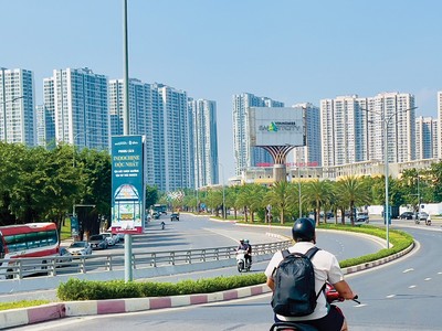 Giá bán căn hộ tại khu Tây Hà Nội miệt mài tăng suốt 2 năm qua. Ảnh: Dũng Minh 