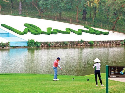 Việc phát triển du lịch golf sẽ thu hút du khách có mức chi tiêu cao đến Việt Nam Ảnh: Chí Cường