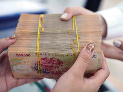 Tổng nợ xấu tính đến cuối quý III/2023 của các ngân hàng đạt 196.755 tỷ đồng, tăng 61% so với cuối quý trước đó