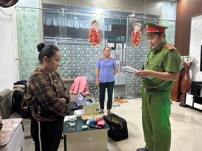 Công an TP.Đà Nẵng đã khởi tố hai đối tượng về hành vi “Mua bán trái phép hóa đơn”.