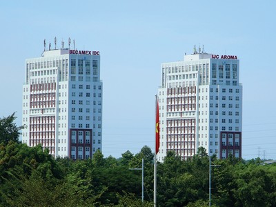 Becamex IJC hoạt động chủ yếu trong lĩnh vực vận hành trạm thu phí và kinh doanh bất động sản