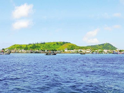 Lý Sơn đã trở thành "thỏi nam châm" hút du khách của Quảng Ngãi