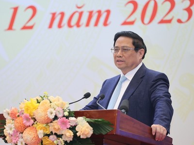 Thủ tướng Phạm Minh Chính ghi nhận Bộ GTVT đã giữ được tinh thần: Vướng mắc cấp nào, cấp đó phải tháo gỡ; vướng mắc ở đâu, ở đó phải tháo gỡ, ngay và luôn trong quá trình triển khai các dự án trọng điểm giao thông.