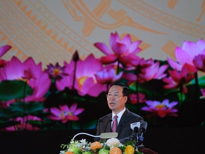 Chủ tịch nước Võ Văn Thưởng phát biểu tại Lễ kỷ niệm 20 năm Thành phố Cần Thơ trực thuộc Trung ương