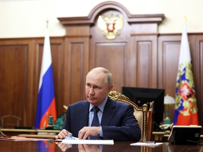 Tổng thống Nga Vladimir Putin tham dự một cuộc họp ở Moskva, ngày 28/12/2023. (Ảnh: AFP/TTXVN)