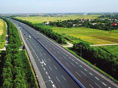 Việt Nam thu hút đầu tư hướng tới phát triển bền vững. Ảnh: Đức Thanh