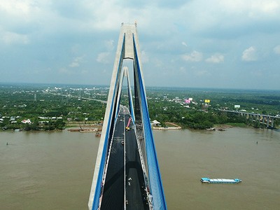 Với quy định hiện nay, việc sử dụng nhiệm vụ chi thường xuyên từ ngân sách nhà nước cho sửa chữa, mua sắm tài sản công là không phát sinh vướng mắc.Trong ảnh: Cầu Mỹ Thuận 2 - công trình giao thông đường bộ cấp đặc biệt, được đầu tư bằng nguồn vốn ngân sách nhà nước. Ảnh: Đ.T