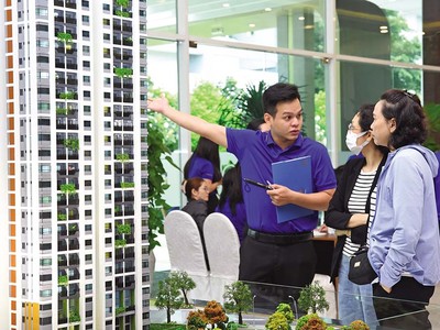 Căn hộ chung cư có giá bán vừa túi tiền được nhà đầu tư quan tâm tìm mua.