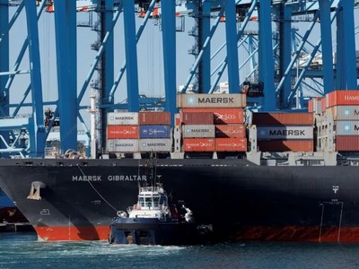 Từ tháng 1/2024, cước vận chuyển container bằng tàu biển đi Mỹ/Canada và EU đều tăng rất nhiều so với tháng 12/2023.