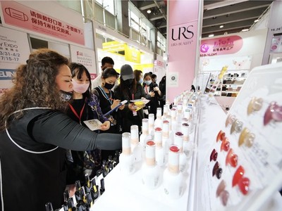 Sự phục hồi nhu cầu nội địa của Trung Quốc được dự báo sẽ chậm và gập ghềnh. Ảnh: AFP 