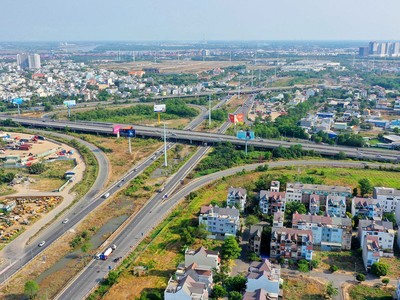 Luật Đất đai sửa đổi được thông qua sẽ giúp doanh nghiệp thuận lợi hơn trong việc tiếp cận đất đai, phát triển dự án. Ảnh: Lê Toàn 