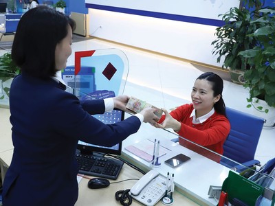 Mặt bằng lãi suất cho vay đã giảm mạnh nhờ chi phí vốn của các ngân hàng thương mại thấp nhất trong lịch sử 