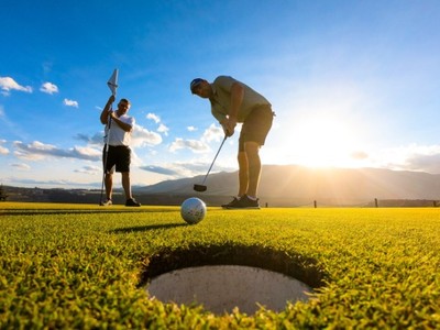 Việt Nam có nhiều tiềm năng để phát triển ngành công nghiệp golf - Ảnh minh họa.
