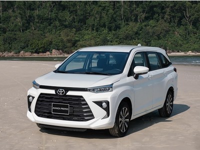 Kinh tế tăng trưởng tốt, thị trường chứng khoán và bất động sản khởi sắc, cùng với lãi suất cho vay giảm sẽ giúp thị trường ô tô phục hồi