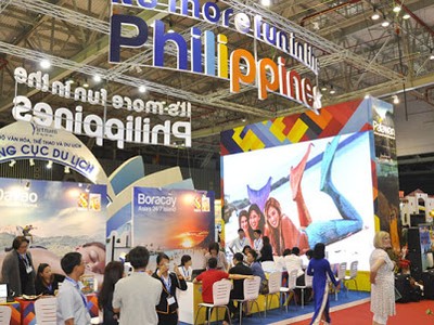 Doanh nghiệp làm các thủ tục liên quan đến cấp giấy phép kinh doanh dịch vụ lữ hành quốc tế nộp hồ sơ đến Cục Du lịch Quốc gia Việt Nam. Ảnh minh họa