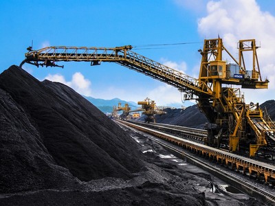Năm 2023, Việt Nam chi 7,1 tỷ USD nhập khẩu 51,1 triệu tấn than các loại
