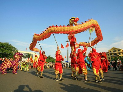 Kỳ vọng chứng khoán “bay” cùng “Rồng”