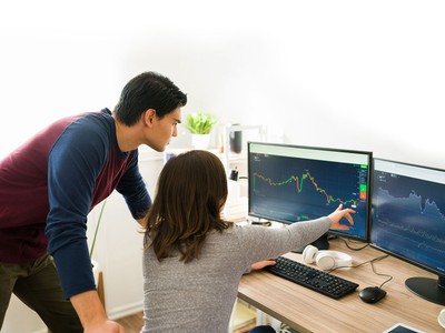 Các bạn trẻ nên học đầu tư càng sớm càng tốt để có tích lũy cho tương lai