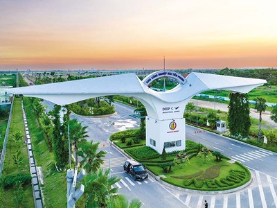 Các khu công nghiệp đáp ứng được tiêu chuẩn ESG (môi trường, xã hội và quản trị) có lợi thế trong thu hút đầu tư. Ảnh: Huy Dũng