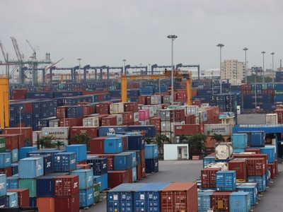 Xuất nhập khẩu hàng hóa từ đầu năm đến 15/2/2024 đạt gần 85 tỷ USD.