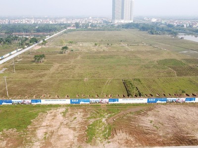 Hàng trăm dự án nhà ở trên khắp cả nước đang chậm tiến độ do vướng pháp lý. Ảnh: Dũng Minh 