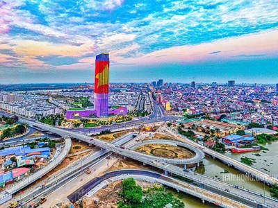 Kết luận của Bộ Chính trị về xây dựng kết cấu hạ tầng đồng bộ