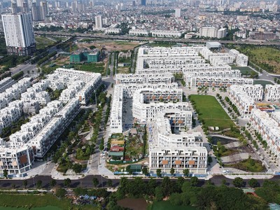 Phát triển dự án luôn cần nguồn vốn lớn và dài hạn. Ảnh: Dũng Minh 