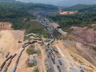 Khu vực cửa khẩu quốc tế La Lay.