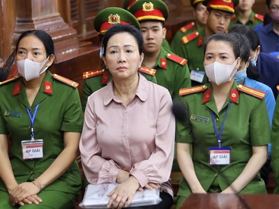 Bị cáo Trương Mỹ Lan, cựu Chủ tịch HĐQT Tập đoàn Vạn Thịnh Phát.