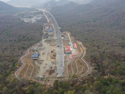 Thi công xây dựng hầm Núi Vung thuộc Dự án thành phần cao tốc Bắc-Nam, đoạn Cam Lâm-Vĩnh Hảo