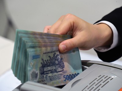 NIM ngân hàng tiếp tục dò đáy