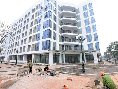 Vướng mắc cho thị trường bất động sản đã được Quốc hội nỗ lực tháo gỡ từng bước. Ảnh: Đức Thanh