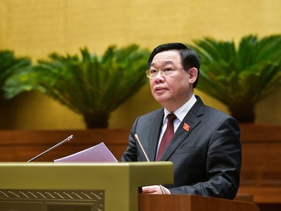 Chủ tịch Quốc hội Vương Đình Huệ phát biểu khai mạc hoạt động chất vấn.