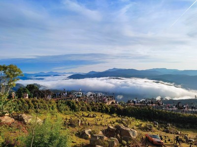 Săn mây Cầu Đất ngút ngàn tinh khôi 