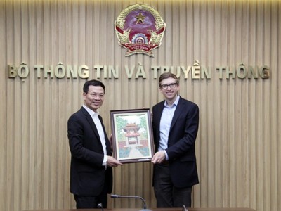 Tác giả "Cuộc chiến con chíp": Thiết kế chíp chiếm 40% giá trị chuỗi bán dẫn 