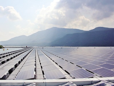 Việt Nam có điều kiện thuận lợi để phát triển điện mặt trời. Ảnh: Đ.T