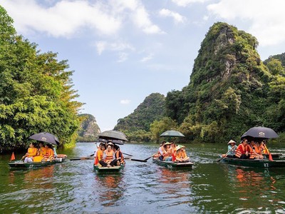 Tràng An luôn là điểm đến thu hút đông đảo du khách trong và ngoài nước