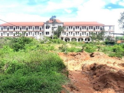 Dự án đầu tư xây dựng mới Trường THPT Trần Đại Nghĩa thi công dang dở.