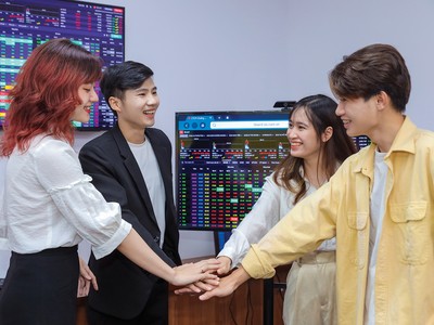 Khách hàng của các công ty quản lý quỹ đang có xu hướng trẻ hơn, đa dạng hơn 