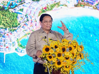 Thủ tướng Chính phủ Phạm Minh Chính phát biểu tại sự kiện. Ảnh Sun Group