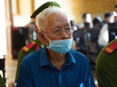 Cho vay trái quy định, ông Trần Phương Bình bị tuyên phạt 8 năm tù, tổng hình phạt là chung thân.