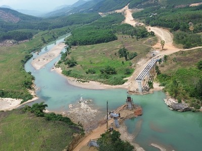 Dự án nâng cấp, mở rộng Quốc lộ 14E có tổng vốn đầu tư hơn 1.8484 tỷ đồng.