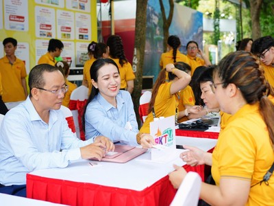 Ba tháng đầu năm 2024, đã có trên 4,6 triệu lượt khách quốc tế đến Việt Nam, cao hơn 3,2% so với cùng kỳ năm 2019.