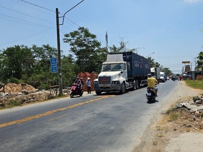 Một đoạn Quốc lộ 62 qua Long An.