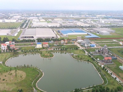 Nhiều khu công nghiệp đang được mở rộng cũng như xây mới. Ảnh: Dũng Minh 