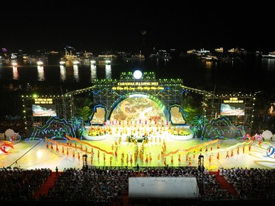 Carnaval Hạ Long 2024 lần đầu được tổ chức trên biển