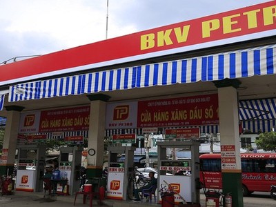 Bách Khoa Việt bị cưỡng chế dừng thủ tục hải quan vì nợ thuế hơn 220 tỷ đồng.